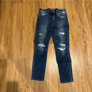 Joe’s Jeans The Charlie High Rise Ankle Jean